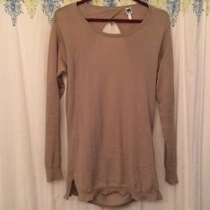 Soft pullover sweater with plunging back